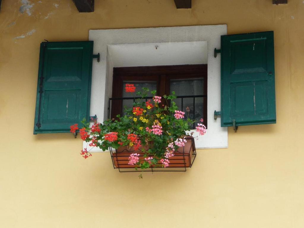 Отель Locanda San Gallo Moggio Udinese Экстерьер фото
